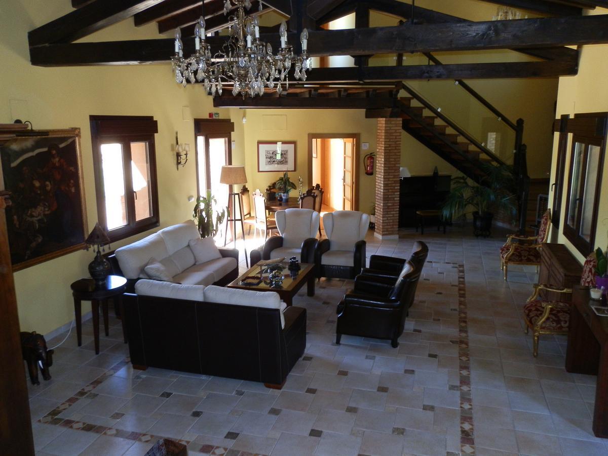 Alcor Del Roble Hotel Collado  Eksteriør billede