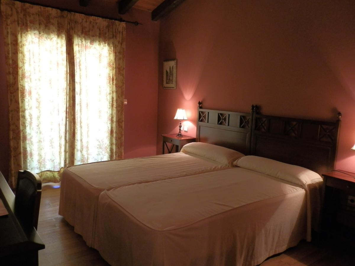 Alcor Del Roble Hotel Collado  Eksteriør billede