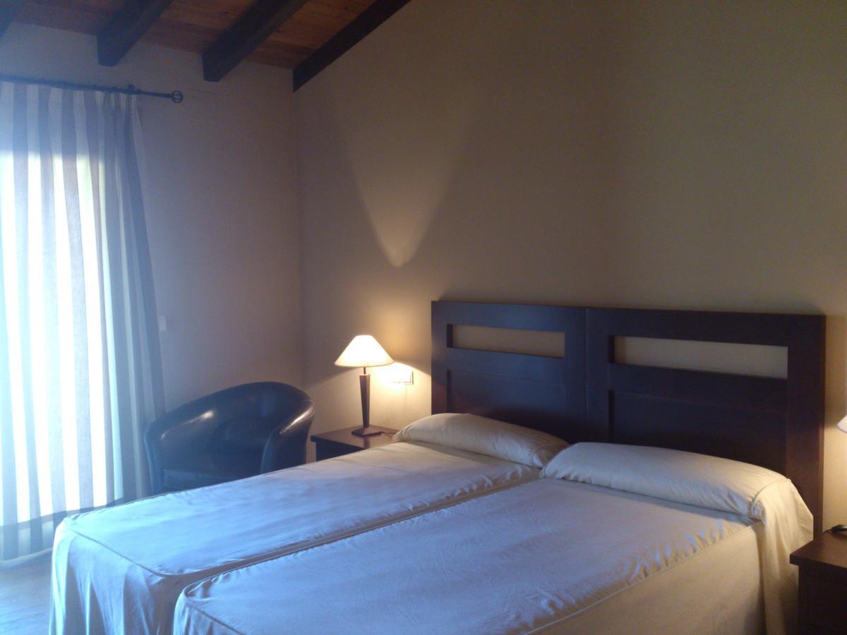 Alcor Del Roble Hotel Collado  Eksteriør billede