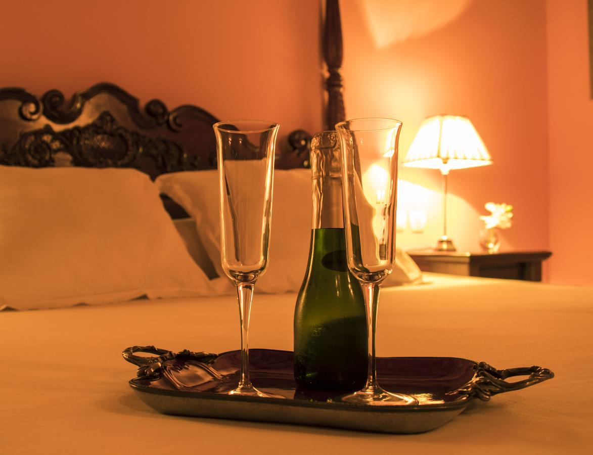 Alcor Del Roble Hotel Collado  Eksteriør billede
